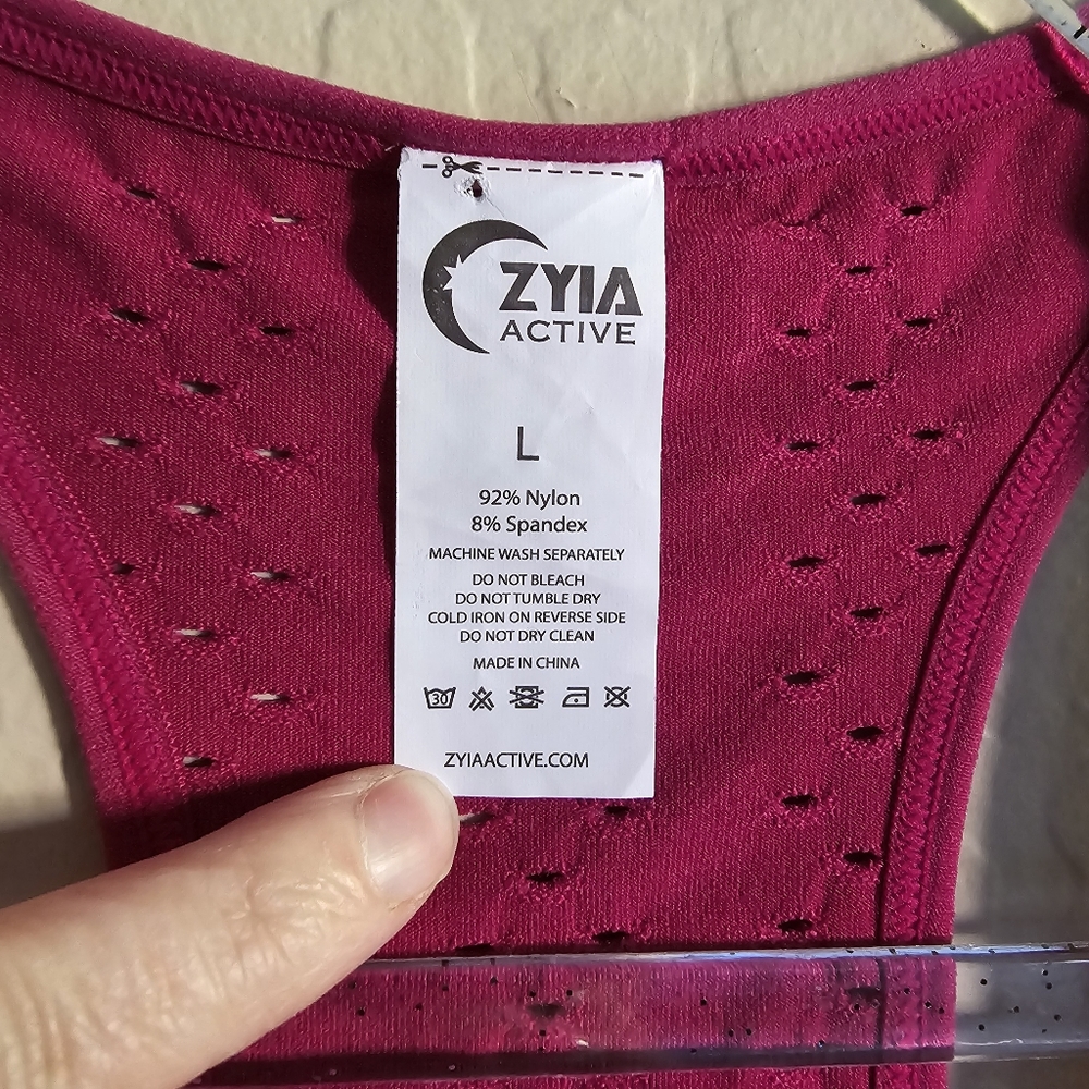 Zyia Fuchsia Seamless Tank Large New - Picture 7 of 11